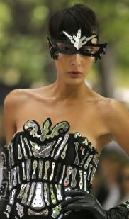 On Aura Tout Vu Fall-Winter 2011-2012 Haute Couture Collection Paris – Pictures