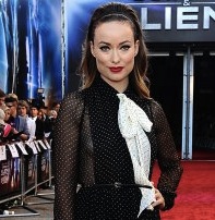Cowboys And Aliens Premiere – Red Carpet Pictures