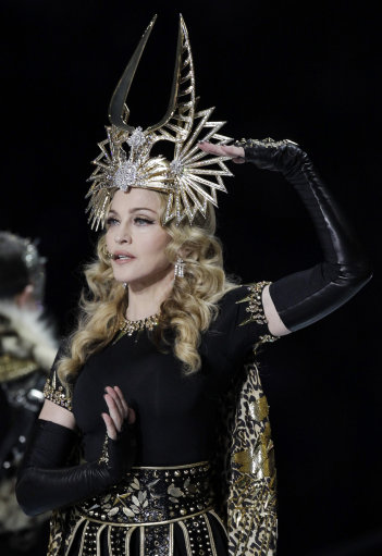 Madonna, Nicki Minaj and other stars perform at Super Bowl XLVI Half-time Show