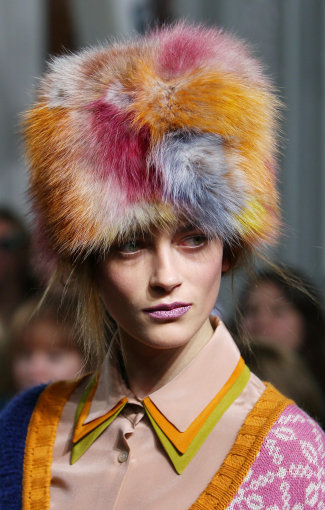 Moschino Cheap & Chic Catwalk – London Fashion Week