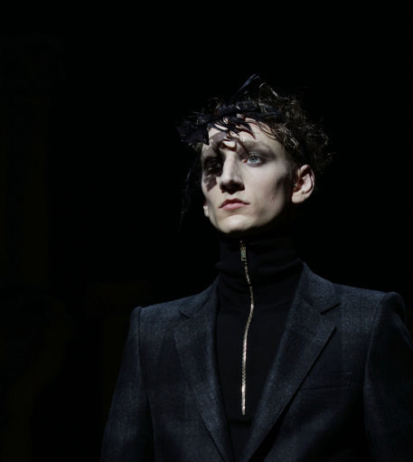 Alexander McQueen catwalk – London Collections: Men 2014