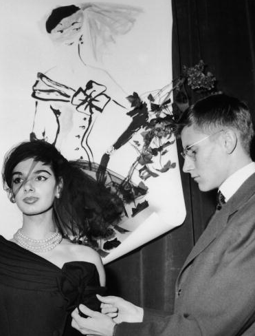 Karl Lagerfeld And Yves Saint Laurent’S Debuts in 1954 – Pictures